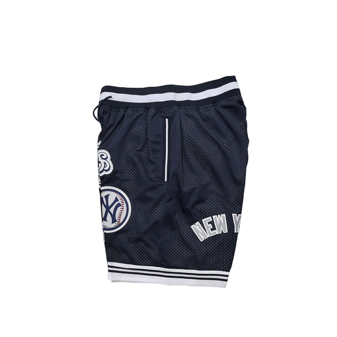 Yankees Vintage Shorts - Bold Script