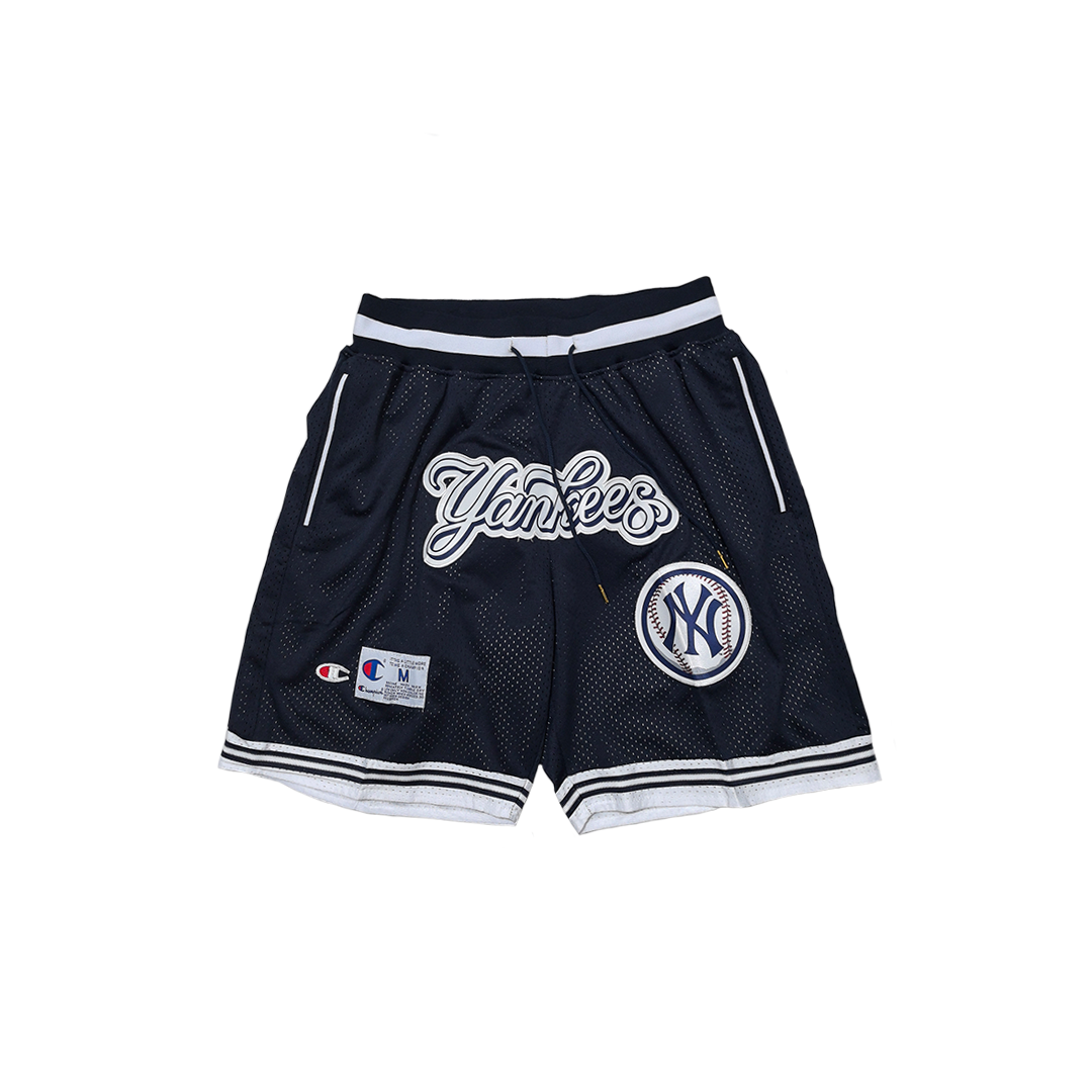Yankees Vintage Shorts - Bold Script