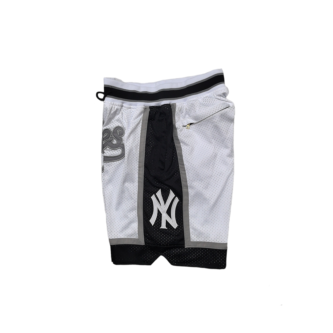 Yankees Vintage Shorts - White